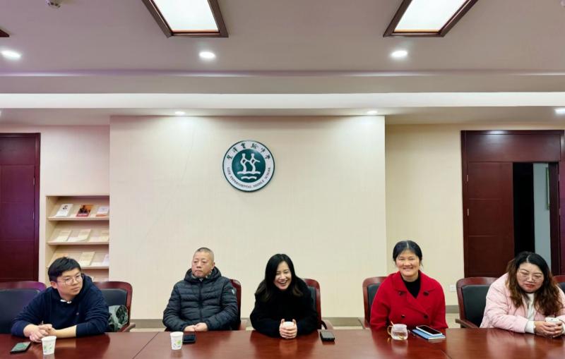 1党总支会议.jpg